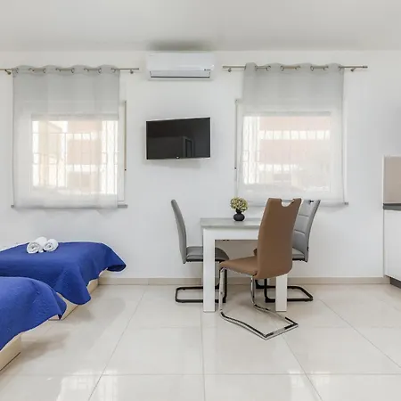 In With Wifi Appartement