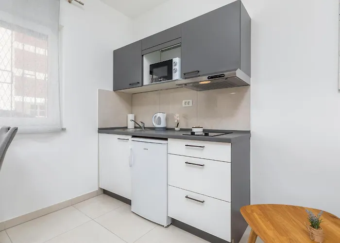 아파트 In With Wifi